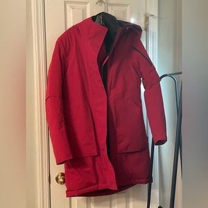 Christmas sale!! Lululemon size 8/M parka jacket